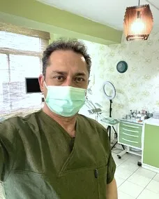 دکتر افشین طباطباییان
