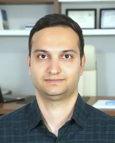 دکتر سیدرضا نجف زاده ساداتی