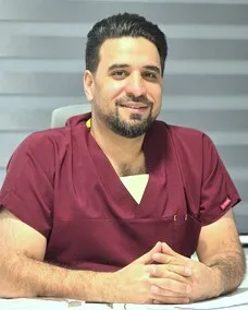 دکتر محمود هاشمی