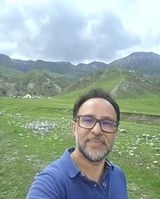 دکتر وحید گل بوئی نژاد