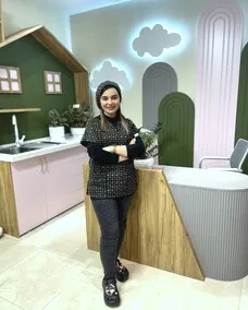 دکتر نیوشا اباذریان