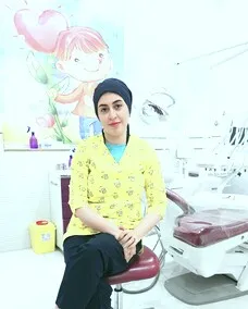 دکتر سارا فتوحی عشین