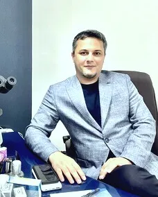 دکتر مانی دستغیب