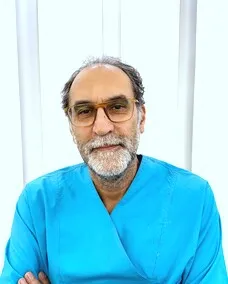 دکتر سیدناصر حسینی قلعه نویی